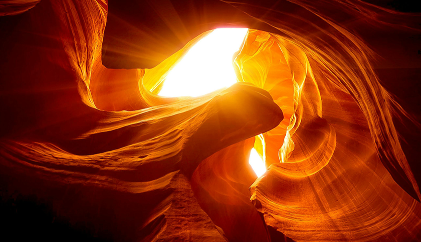 凯发天生一触即发制药盛装参展2024西鼎会，共绘健康产业新蓝图！